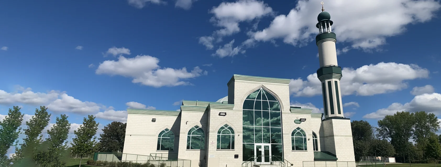 Exterior view of Malton Mosque Mississauga building